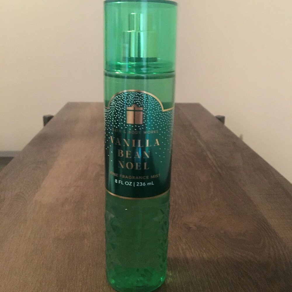Bath & Body Works Vanilla Bean Noel Fragrance Mist, 8 fl. oz.
